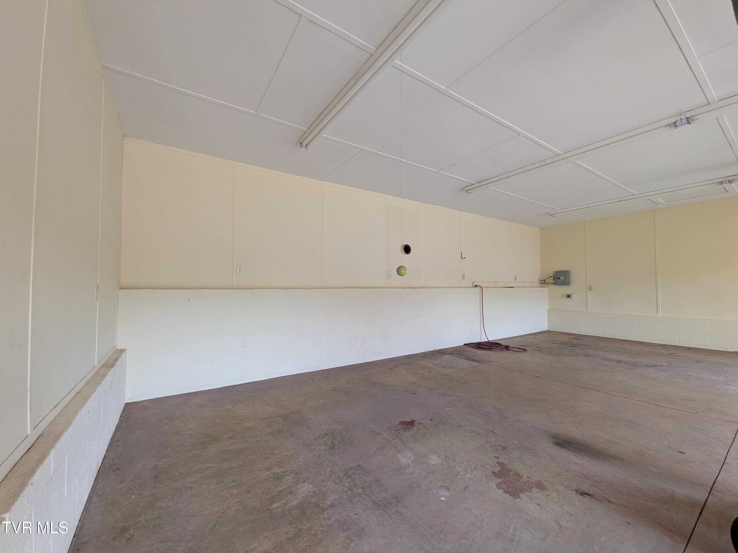 113 Nave Hollow Road Elizabethton, TN 37643 - Photo 70 of 91 Bonus Garage(9)