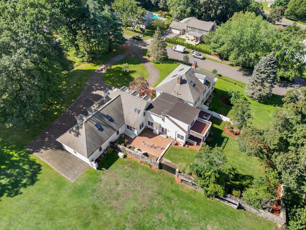 39 Burley Farm Road Danvers, MA 01923 - Photo 4 of 41 Gallery Image 4