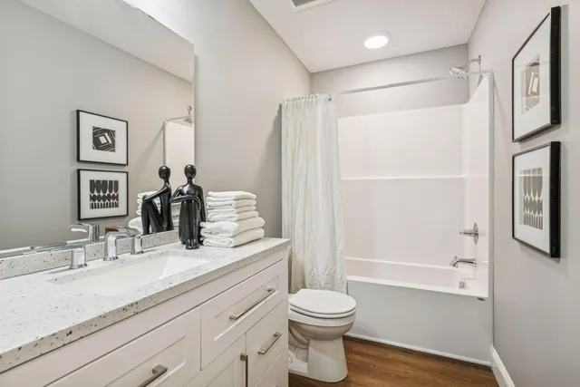 $380,000 | 981 104th Avenue Northwest, Minneapolis, MN 55433