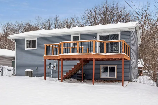 $380,000 | 981 104th Avenue Northwest, Minneapolis, MN 55433