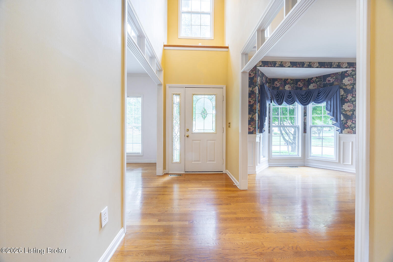 14024 Spring Mill Road Louisville, KY 40245 - Photo 3 of 50 Entryway 2