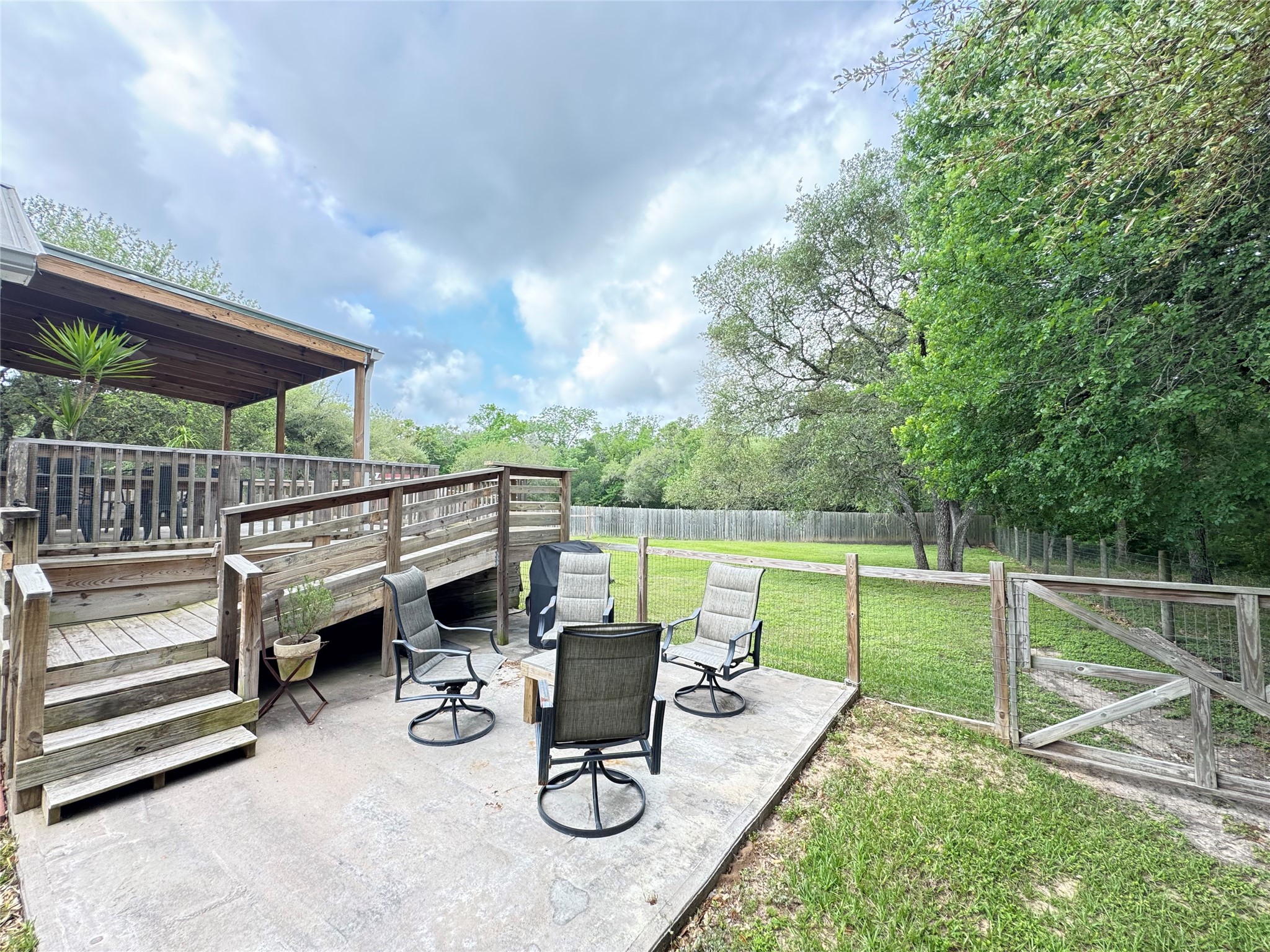 879 Christmas Road Brenham, TX 77833 - Photo 21 of 28