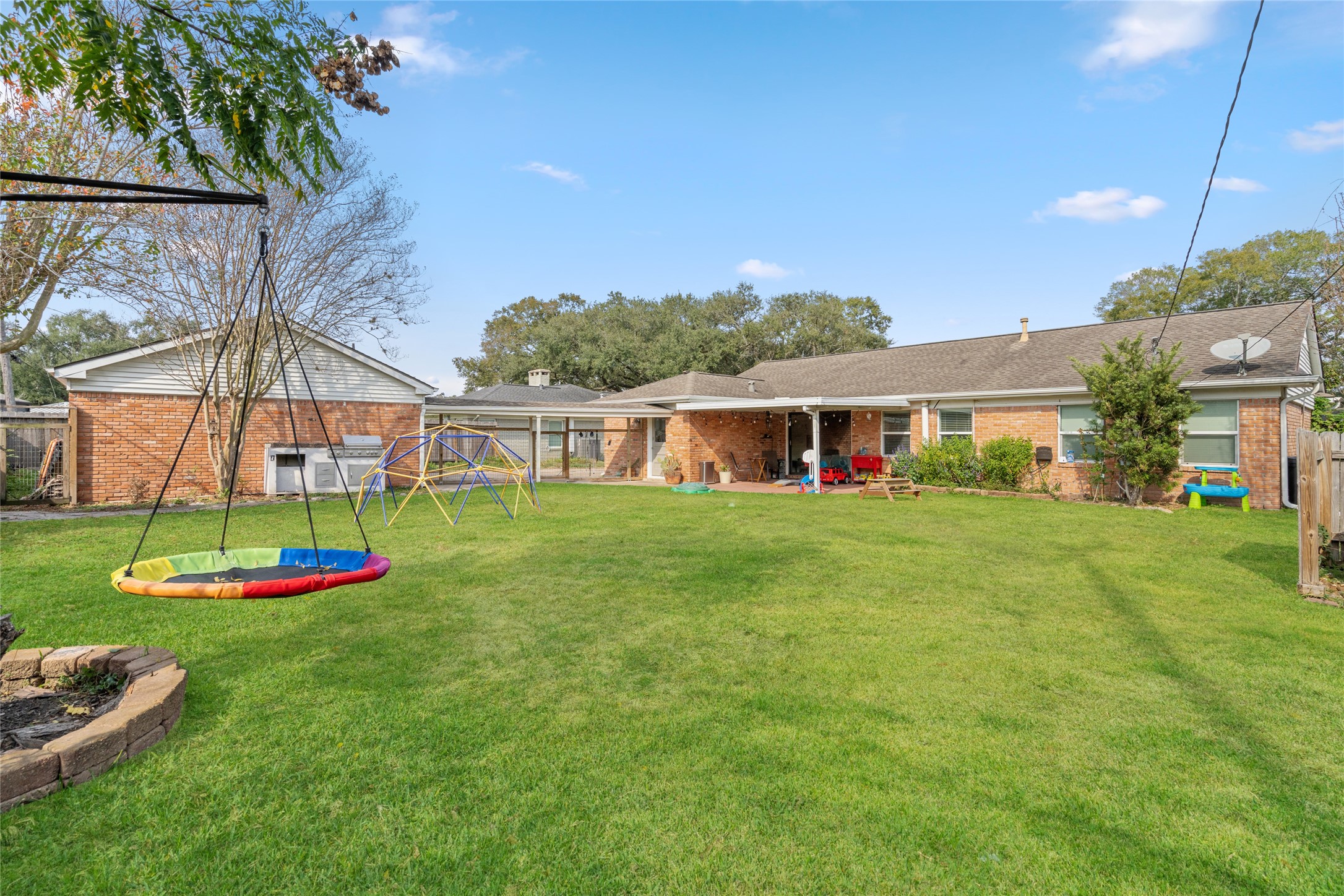 7805 Valley View Lane Houston, TX 77074 - Photo 25 of 29 a view of house with outdoor space and porch