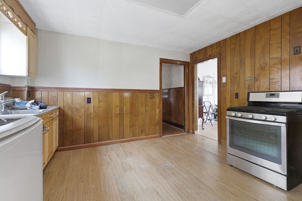 46-48 Edwin Street Boston, MA 02124 - Photo 20 of 30 Gallery Image 20