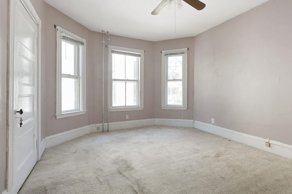 46-48 Edwin Street Boston, MA 02124 - Photo 6 of 30 Gallery Image 6