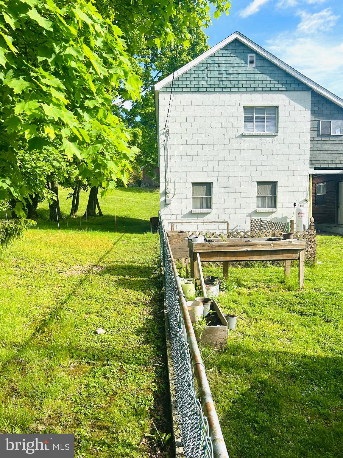 221 Main Street Tremont, PA 17981 - Photo 6 of 34
