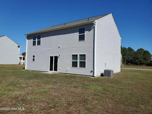 $275,000 | 3344 Danfield Drive, La Grange, NC 28551