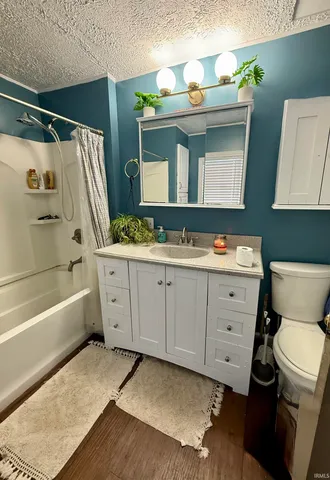 $139,900 | 510 South Water Street, Jonesboro, IN 46938