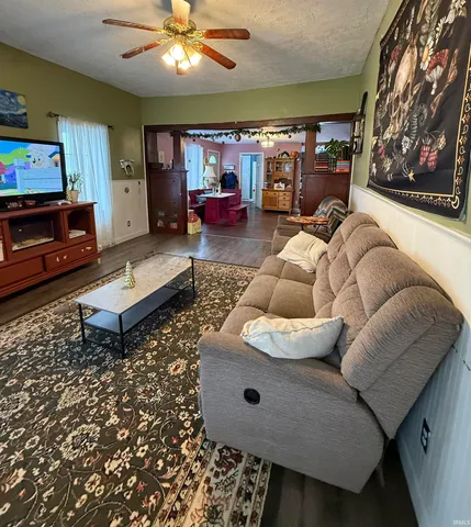 $139,900 | 510 South Water Street, Jonesboro, IN 46938