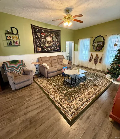 $139,900 | 510 South Water Street, Jonesboro, IN 46938