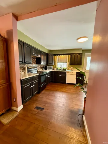 $139,900 | 510 South Water Street, Jonesboro, IN 46938