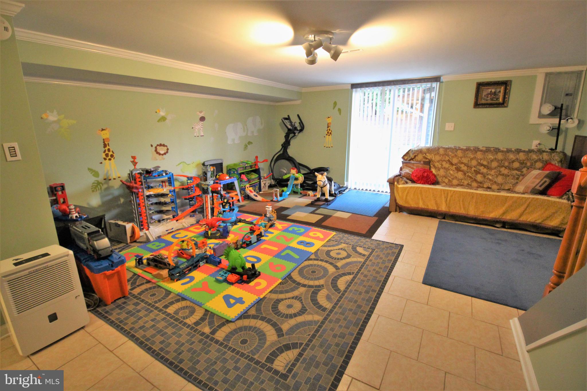 304 Ridgeway Street Philadelphia, PA 19116 - Photo 22 of 25 Gallery Image 22