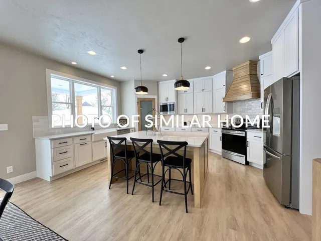 $849,900 | 2501 South Stellita Circle, De Pere, WI 54115