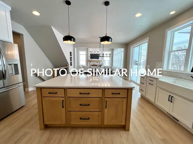 $849,900 | 2501 South Stellita Circle, De Pere, WI 54115