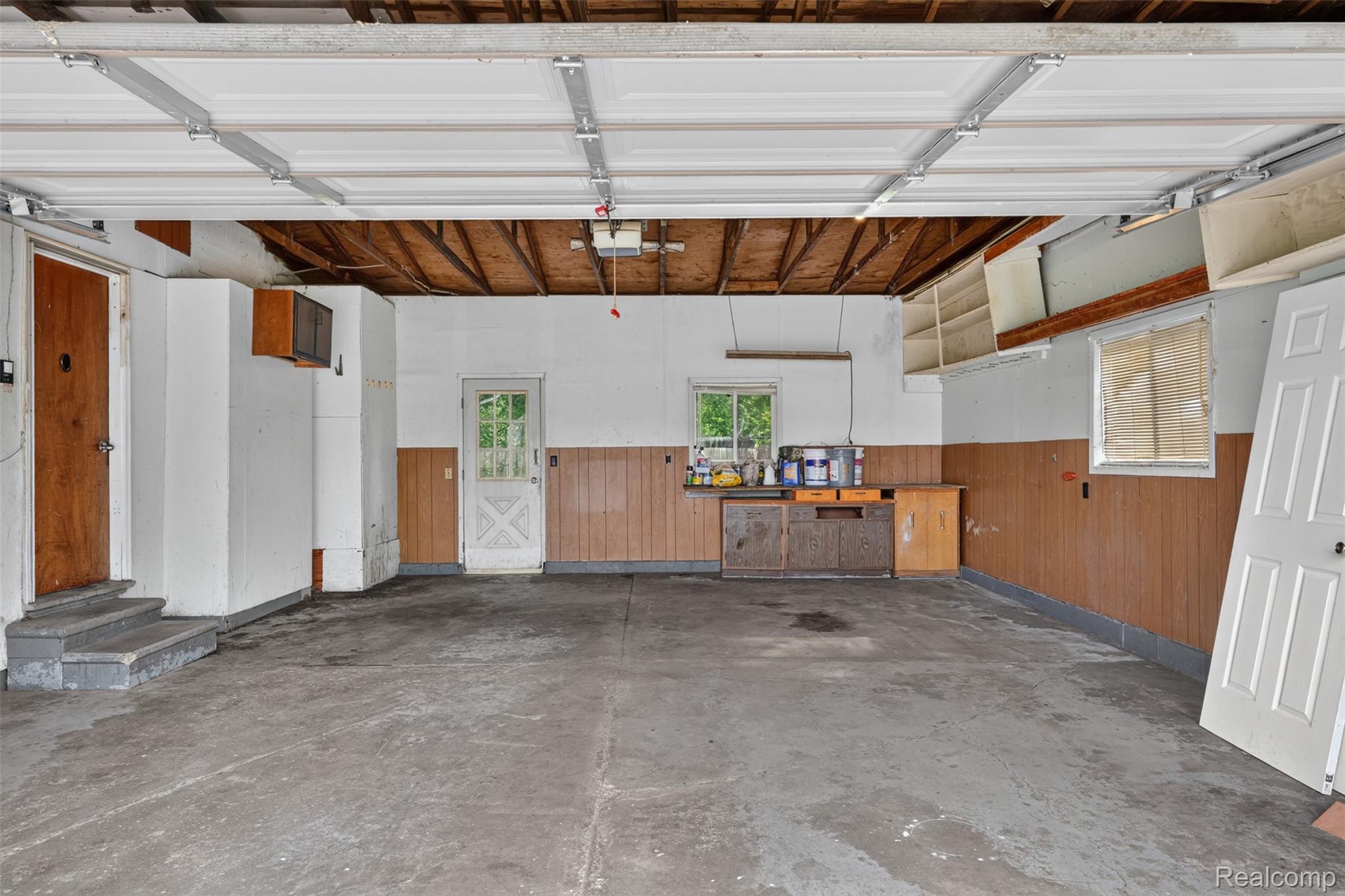 5457 Reid Road Swartz Creek, MI 48473 - Photo 41 of 51 Garage
