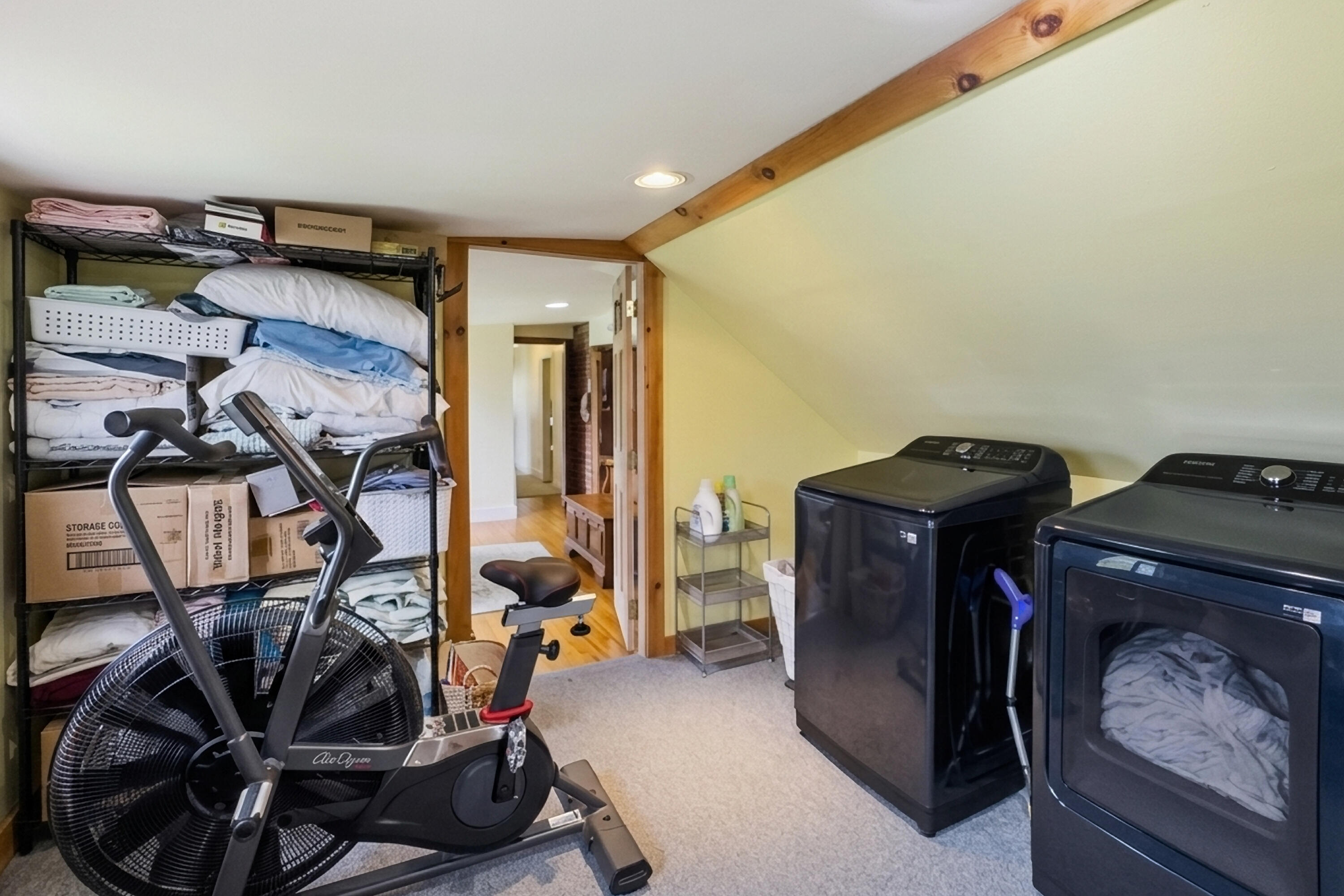 1046 Dutch Neck Road Waldoboro, ME 04572 - Photo 35 of 64 Laundry