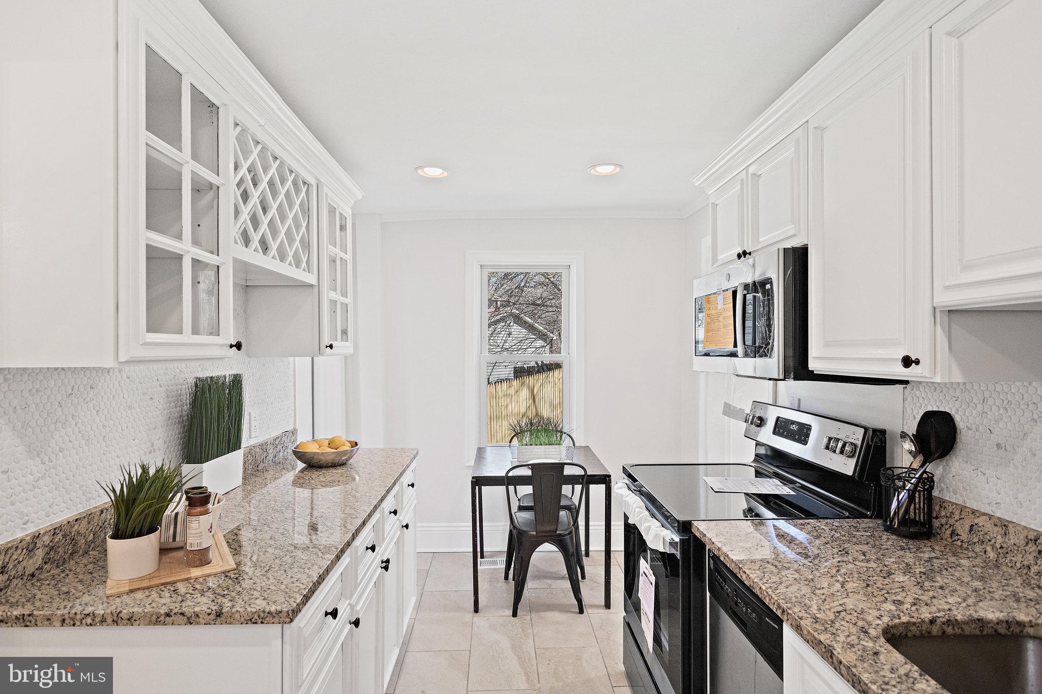 6510 Blacklog Street Capitol Heights, MD 20743 - Photo 22 of 63 Small Breakfast Area