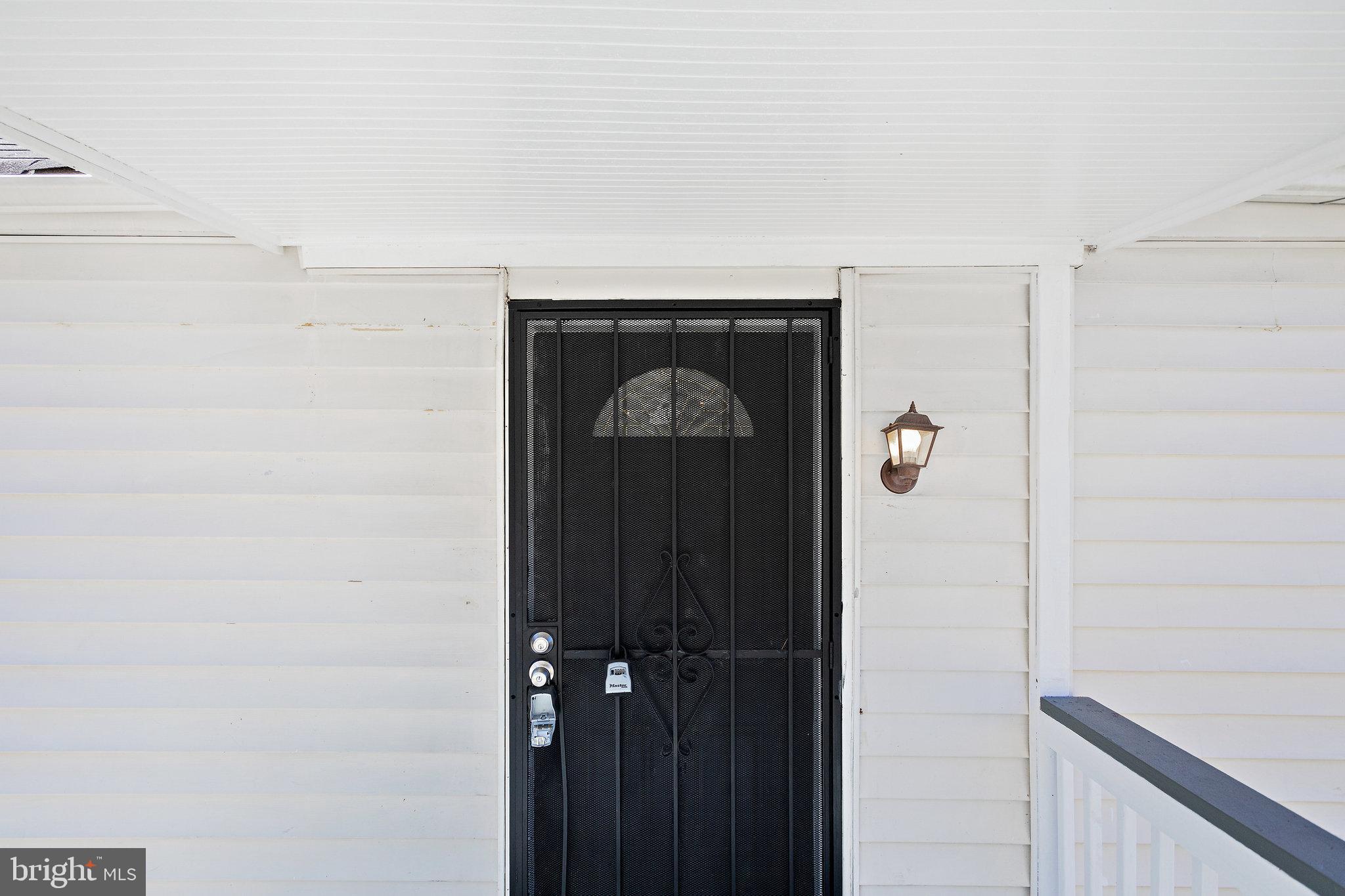 6510 Blacklog Street Capitol Heights, MD 20743 - Photo 4 of 63 Front Door