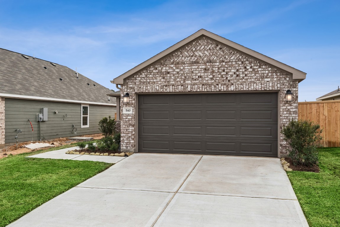 540 Flower Reed Court Magnolia, TX 77354 - Photo 10 of 45 a view of backyard of the house