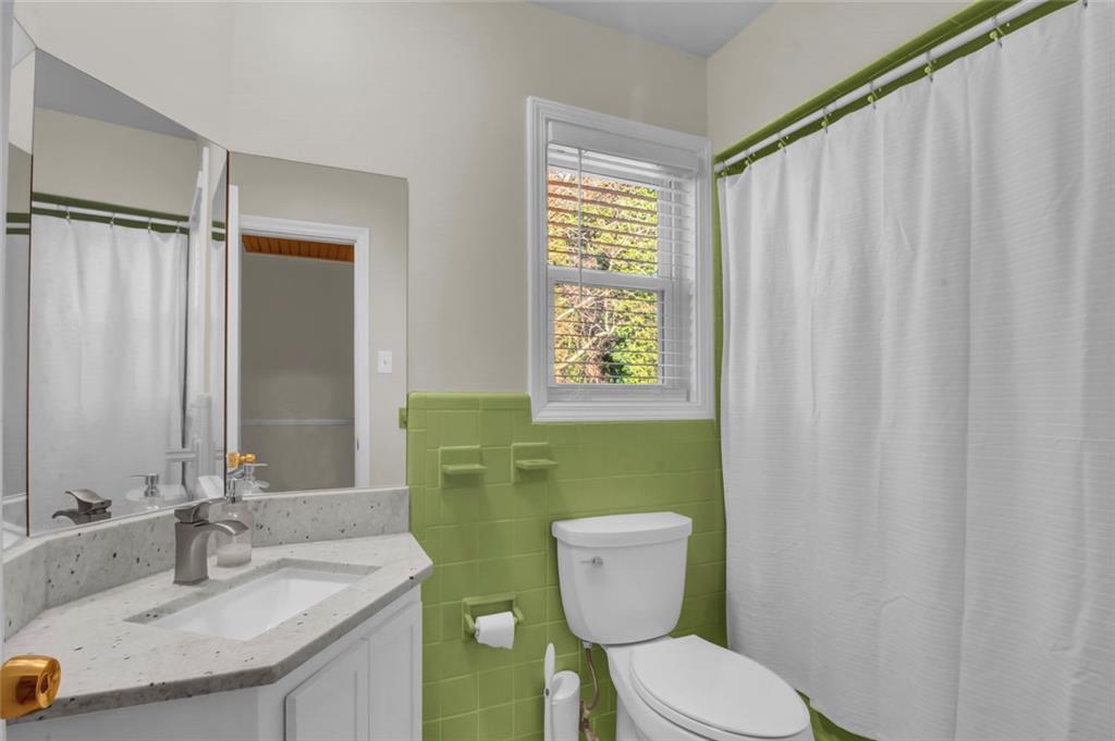 3155 Hogan Road Southwest Atlanta, GA 30331 - Photo 17 of 29