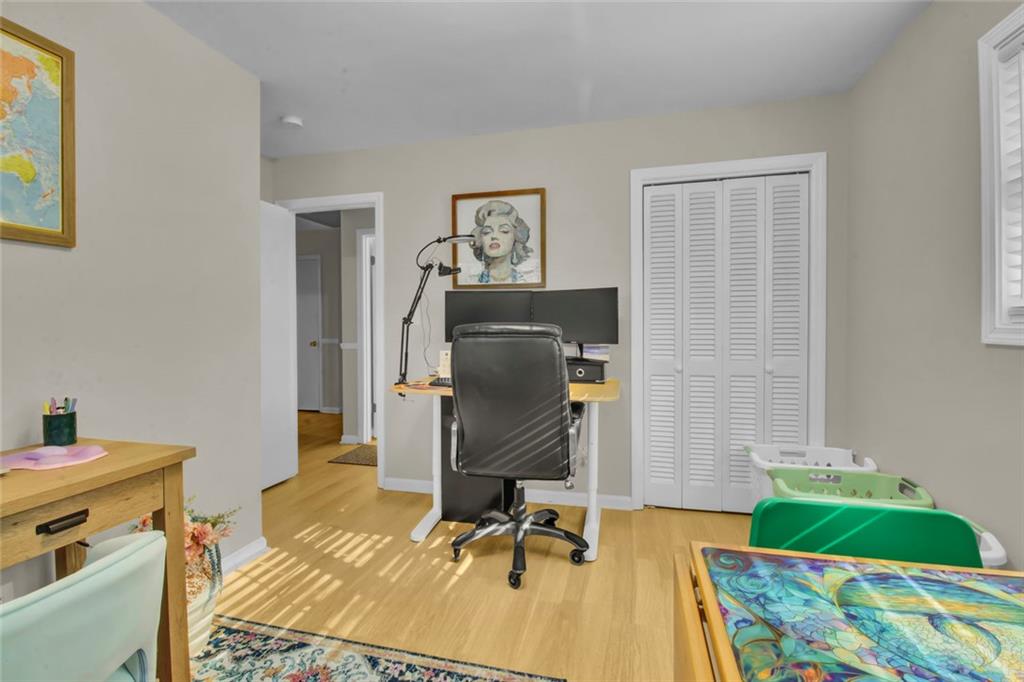 3155 Hogan Road Southwest Atlanta, GA 30331 - Photo 19 of 29