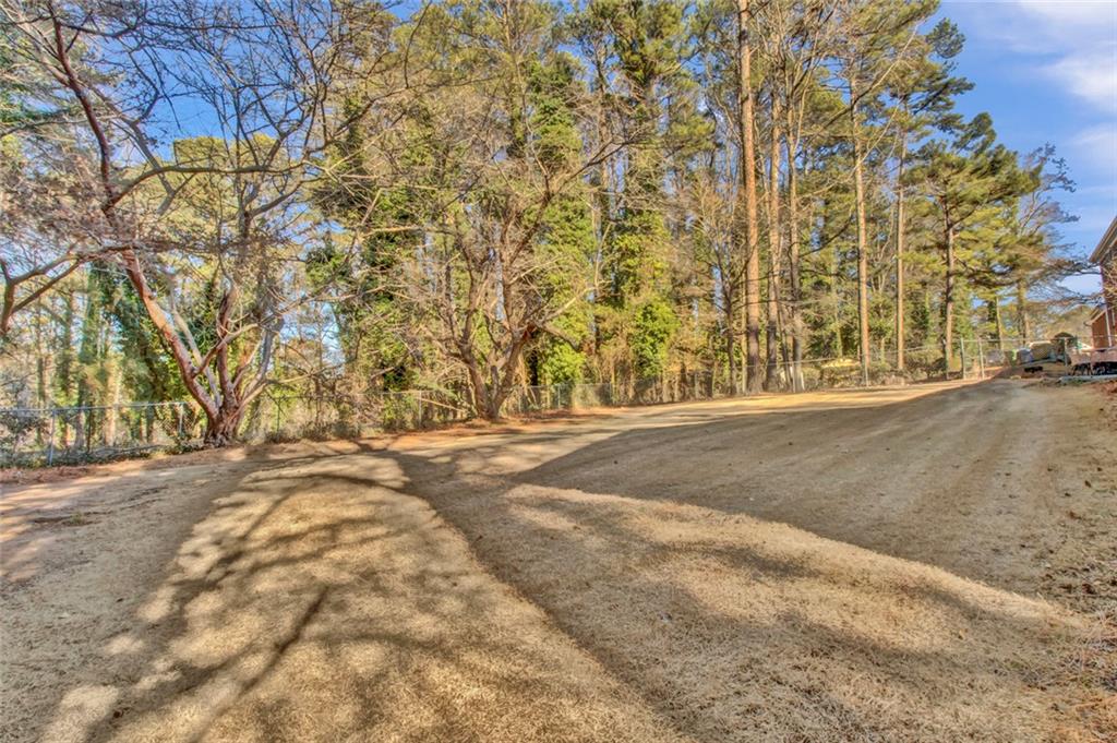 3155 Hogan Road Southwest Atlanta, GA 30331 - Photo 7 of 29