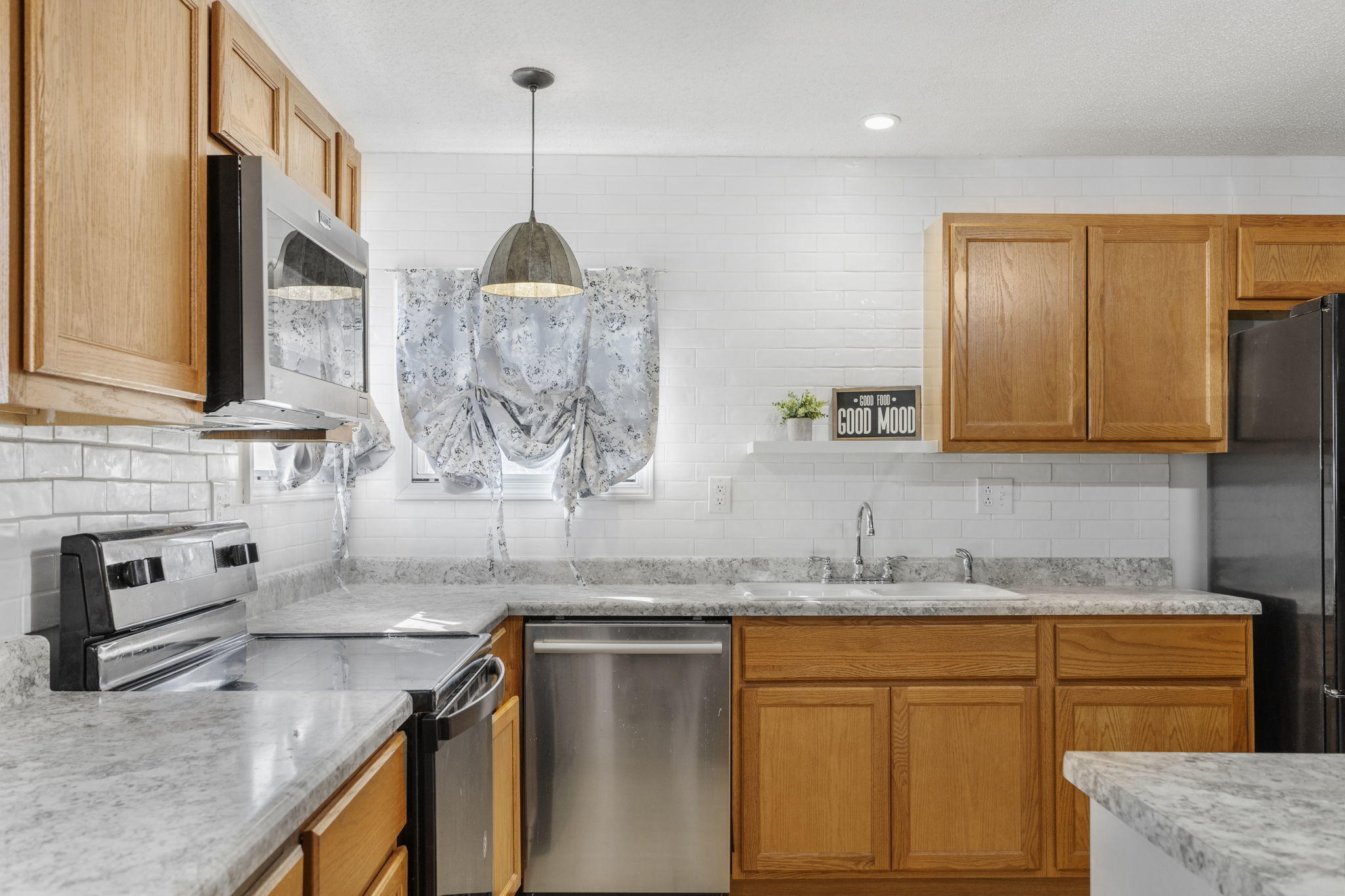 257 Berry Ridge Road Jonesborough, TN 37659 - Photo 15 of 28 Kitchen