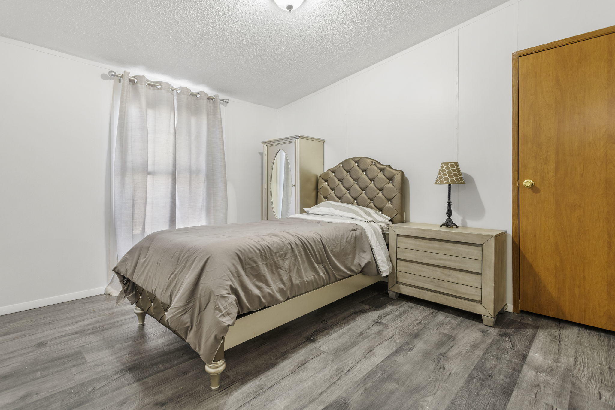 257 Berry Ridge Road Jonesborough, TN 37659 - Photo 21 of 28 Second Bedroom