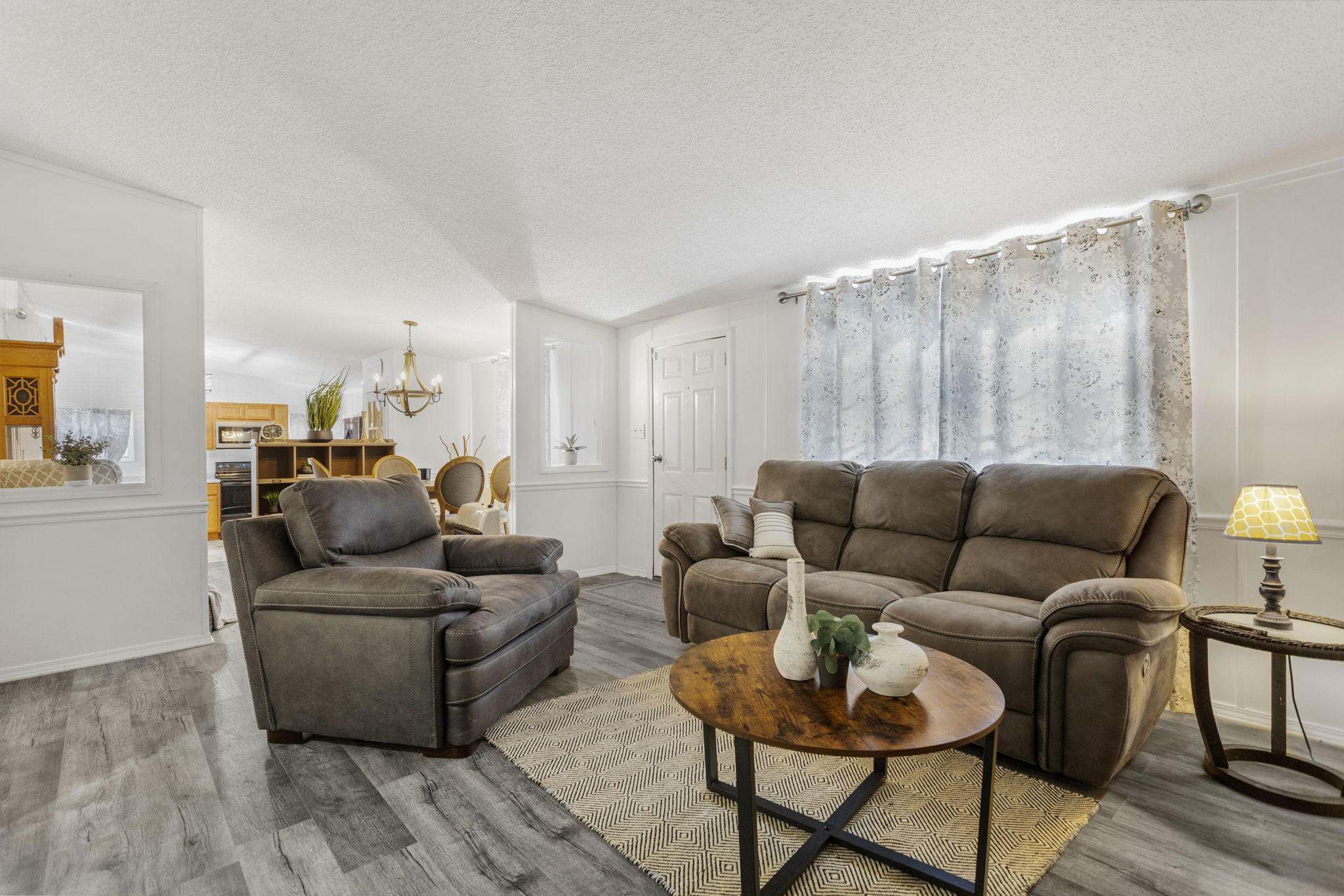 257 Berry Ridge Road Jonesborough, TN 37659 - Photo 8 of 28 Living Room