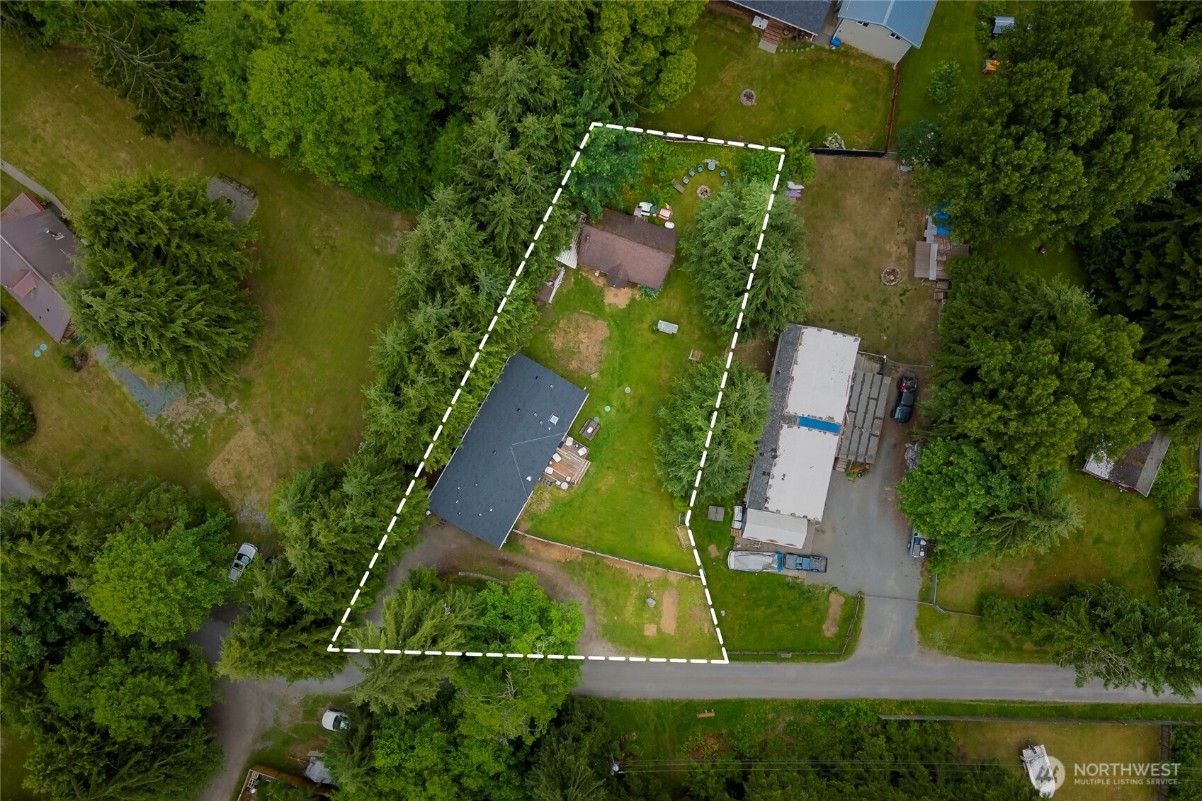 22221 South Forest Loop Road Granite Falls, WA 98252 - Photo 3 of 28