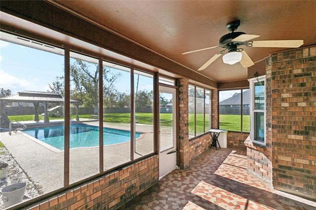 312 Devon Road Laplace, LA 70068 - Photo 3 of 17