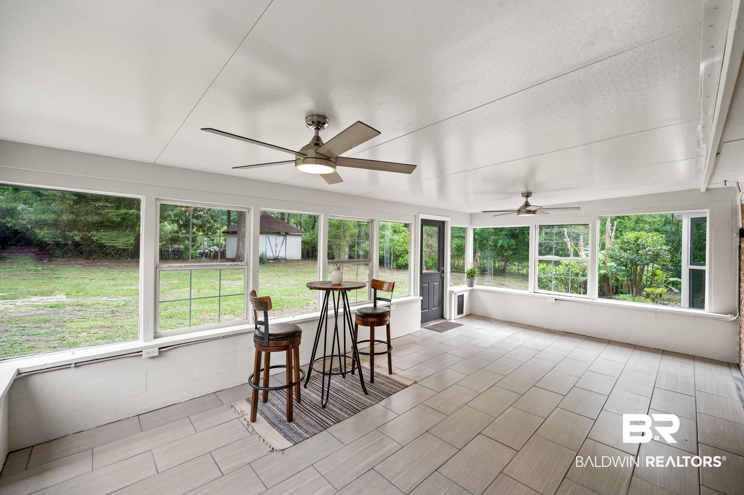 6012 Booker Circle Mobile, AL 36693 - Photo 28 of 34 Sun Room