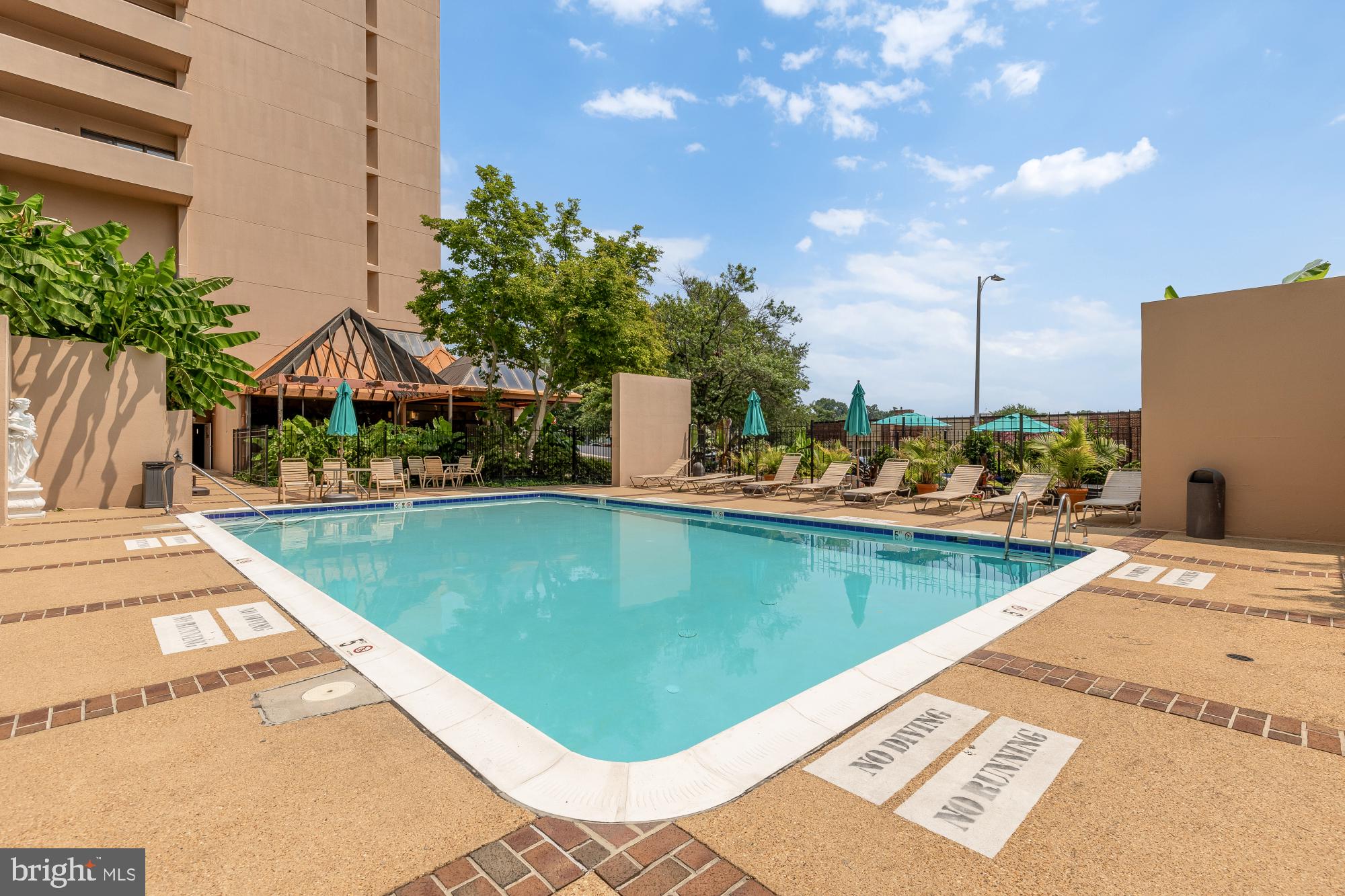 1301 North Courthouse Road, Unit 706 Arlington, VA 22201 - Photo 27 of 31 Gallery Image 27