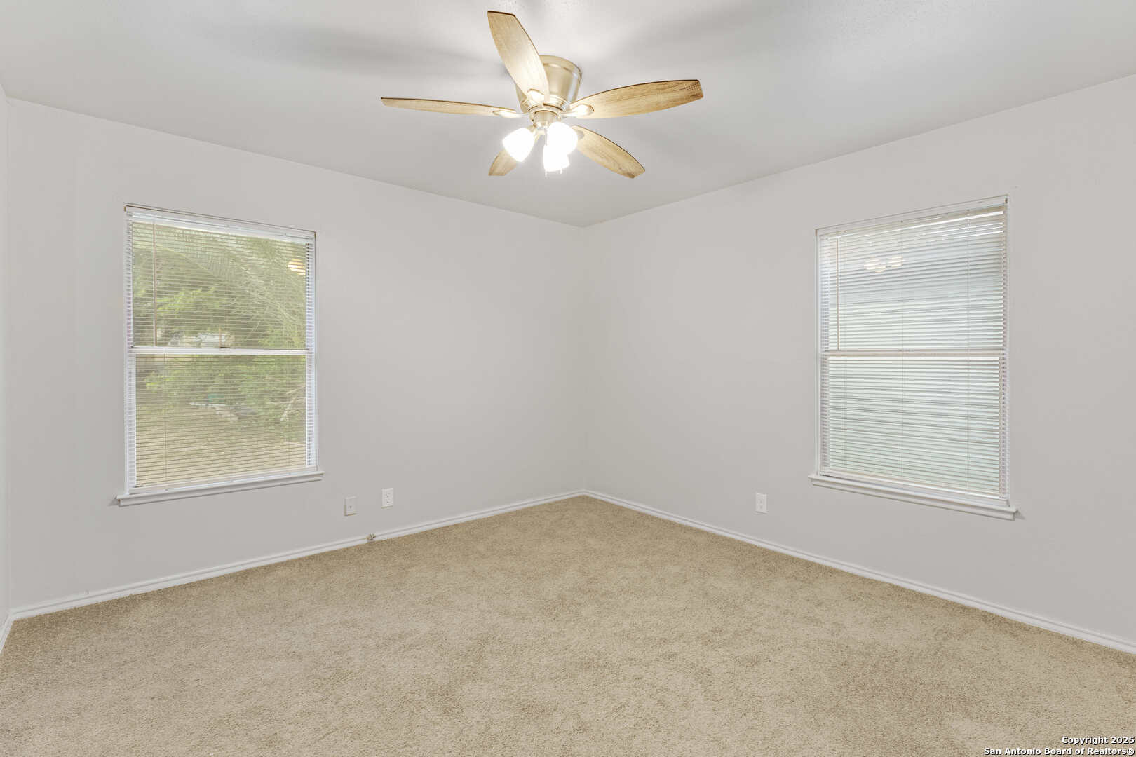 915 Dodic San Antonio, TX 78221 - Photo 19 of 22