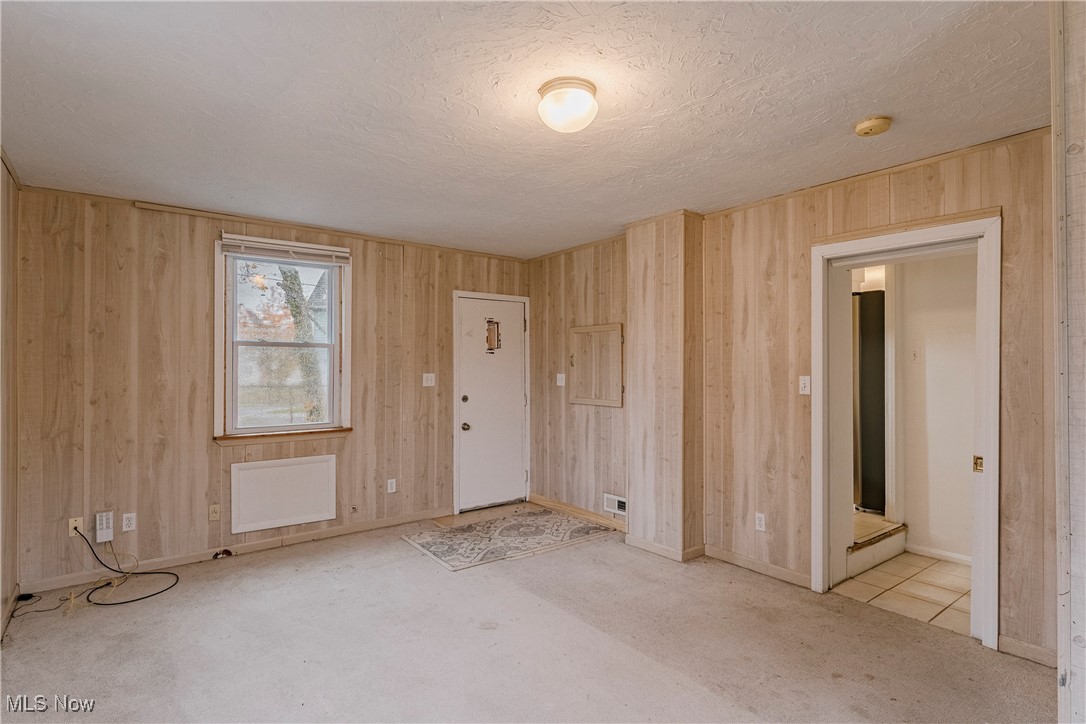 3348 Milverton Road Cleveland, OH 44120 - Photo 15 of 32 Bonus Room/Bedroom
