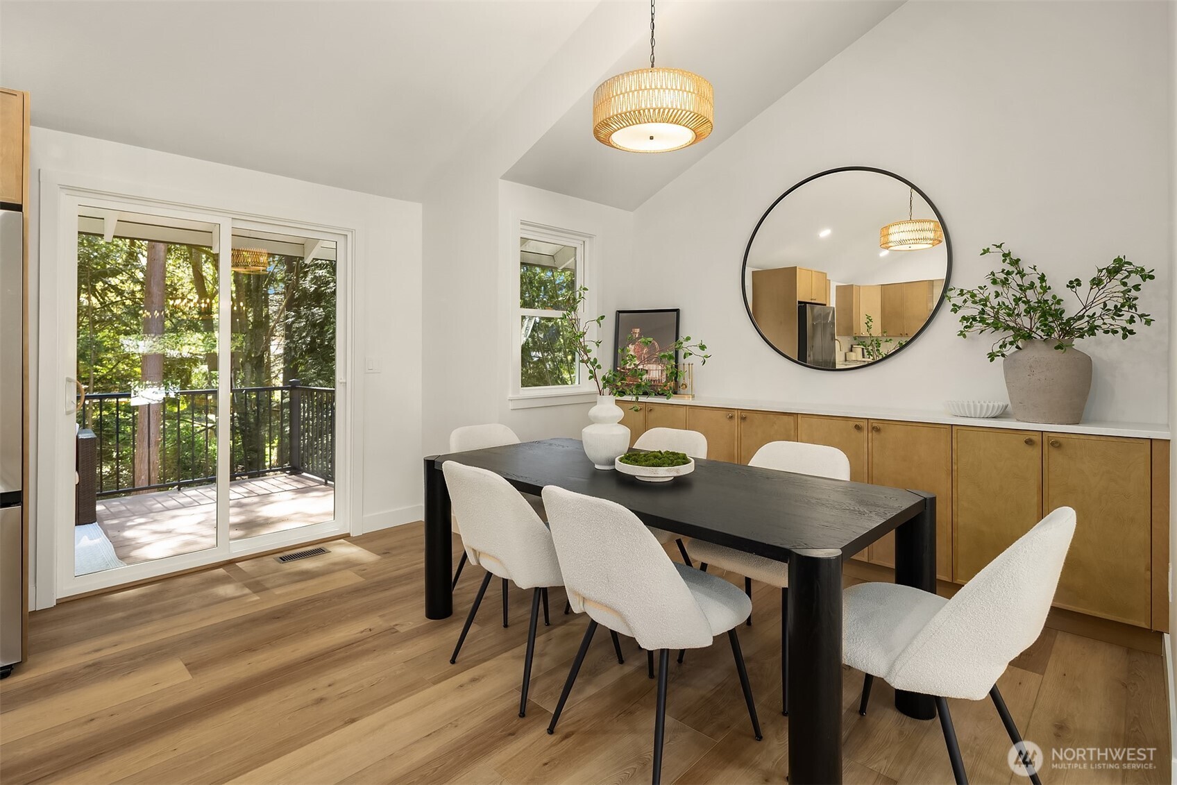 8820 194th Street Southwest Edmonds, WA 98026 - Photo 16 of 40