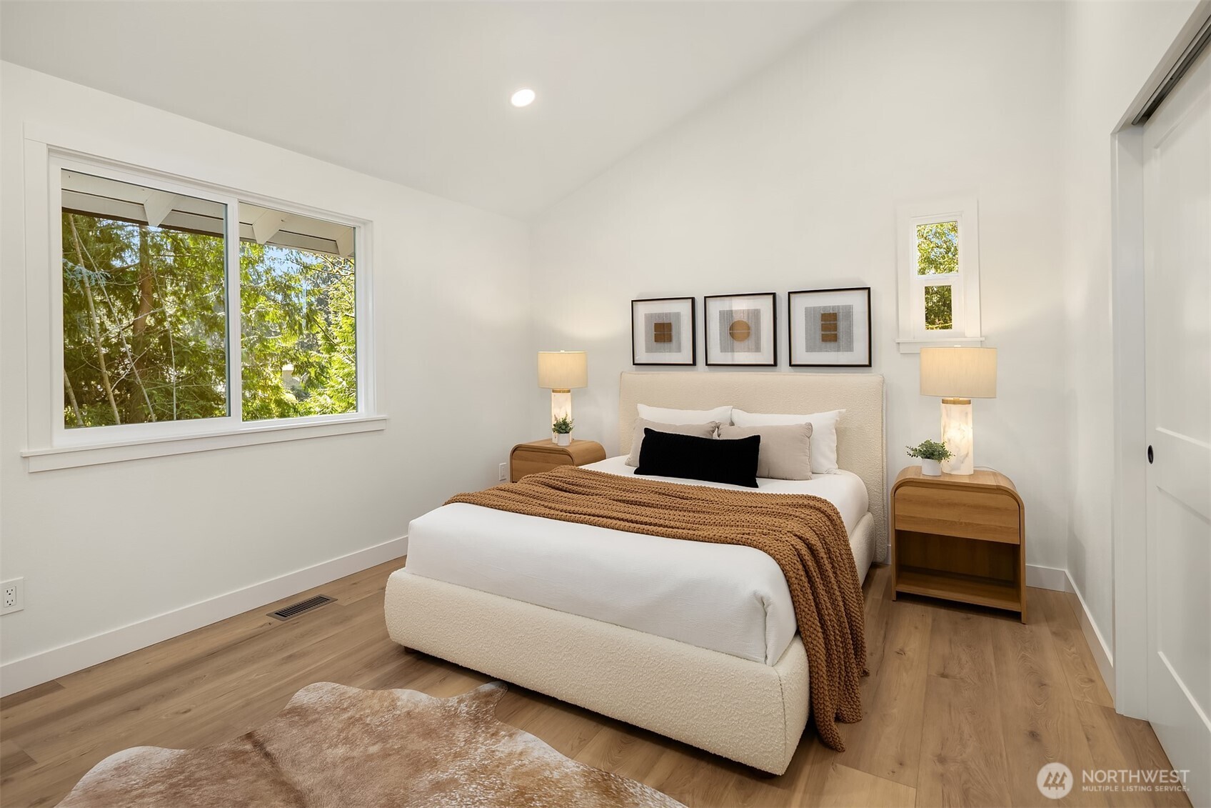 8820 194th Street Southwest Edmonds, WA 98026 - Photo 18 of 40