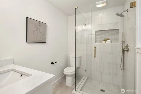 $1,399,000 | 8820 194th Street Southwest, Edmonds, WA 98026