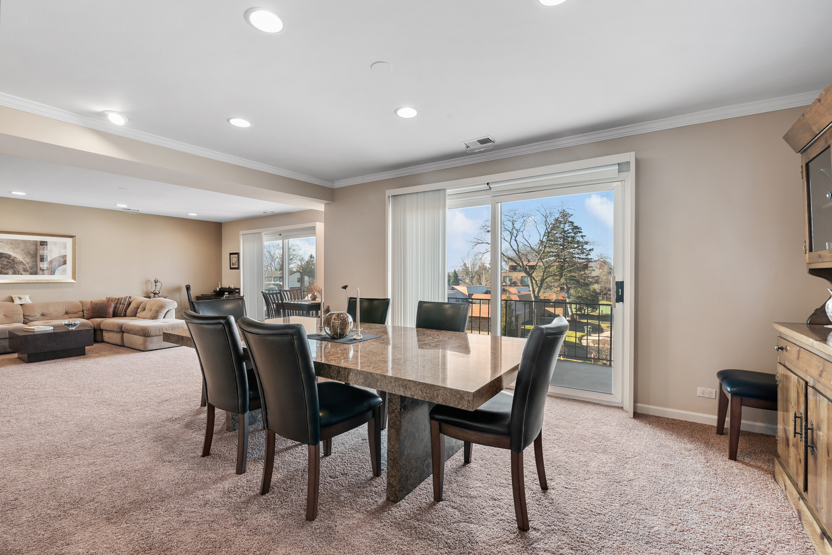 3950 Dundee Road, Unit 202 Northbrook, IL 60062 - Photo 6 of 18 Gallery Image 6