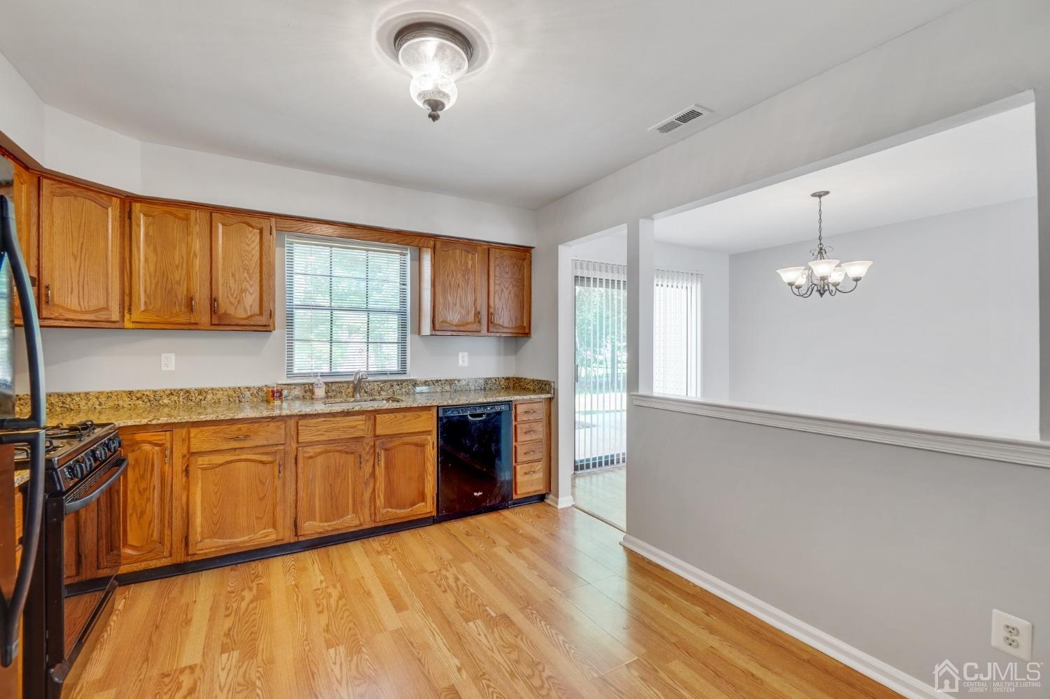 3003 Stonehedge Road Edison, NJ 08820 - Photo 9 of 17 Gallery Image 9