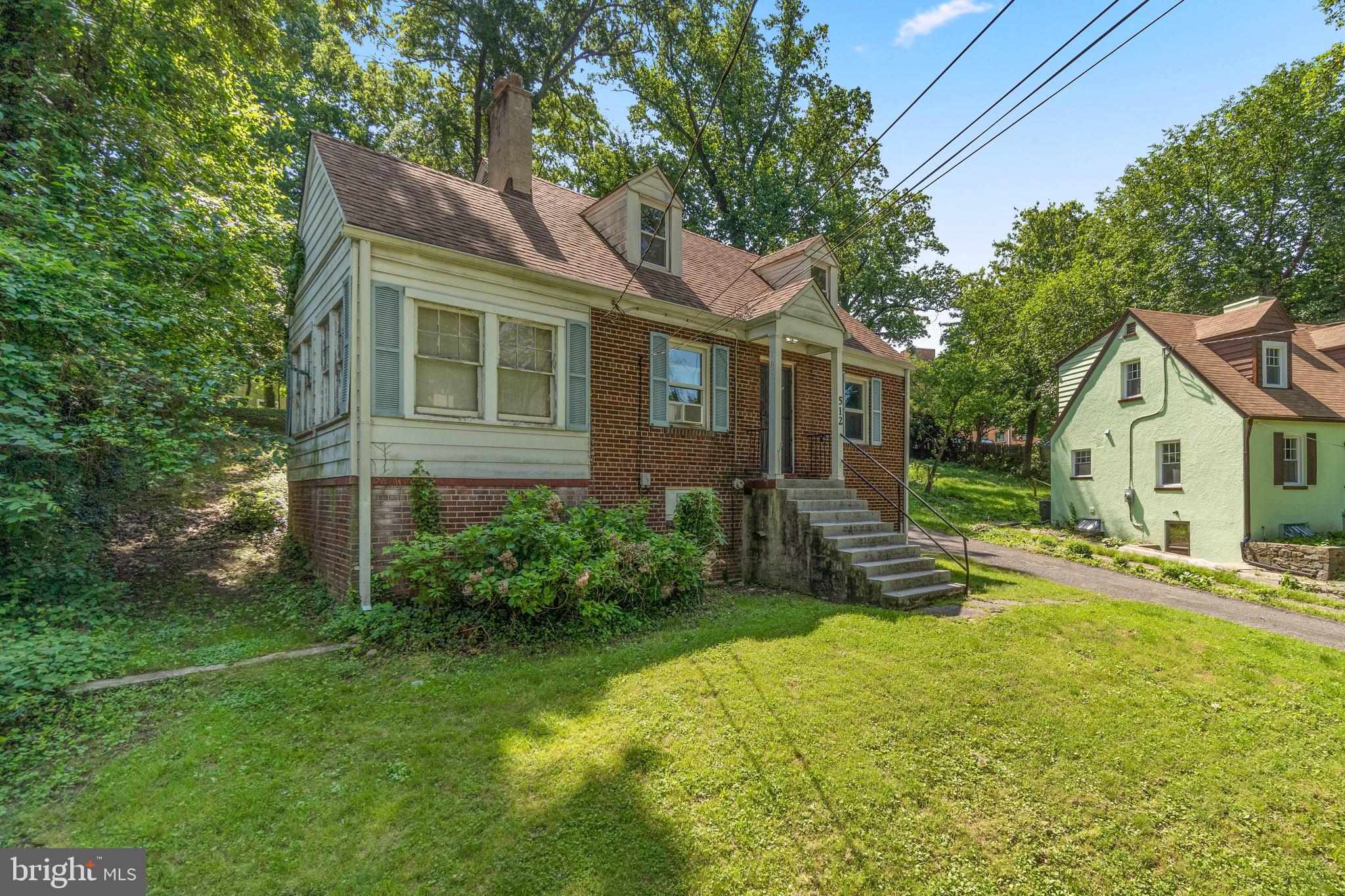 512 Silver Spring Avenue Silver Spring, MD 20910 - Photo 3 of 49 Gallery Image 3