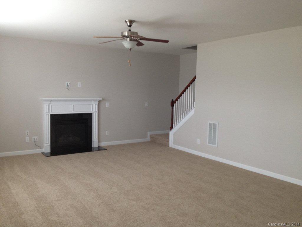 4231 Bright Road Charlotte, NC 28214 - Photo 4 of 12 Gallery Image 4