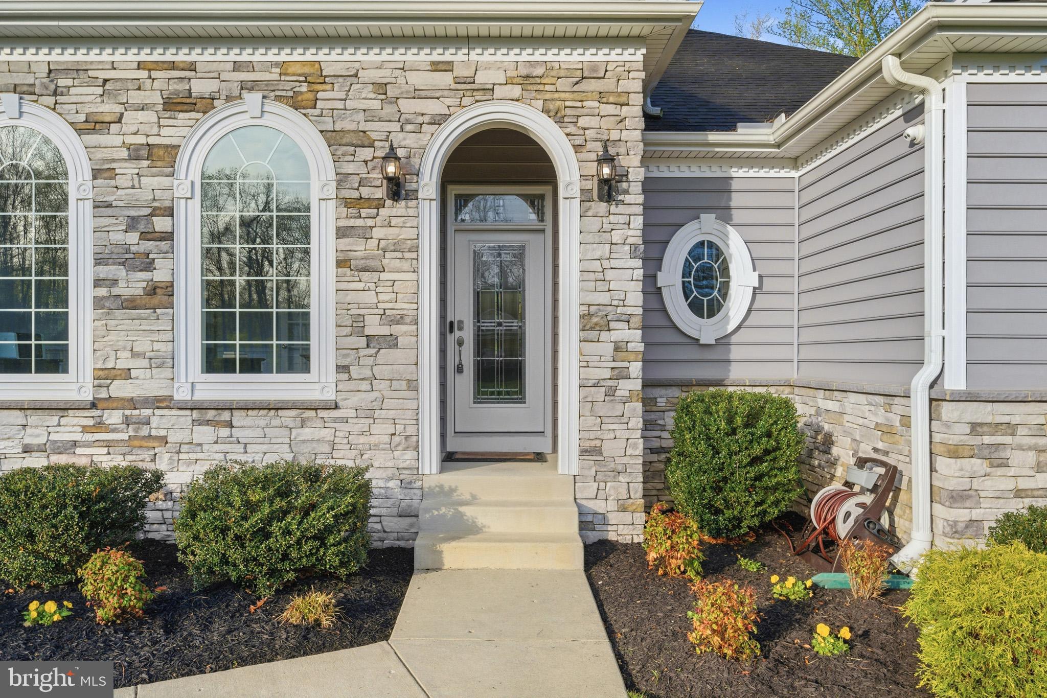 1015 Pondcypress Lane Huntingtown, MD 20639 - Photo 3 of 68