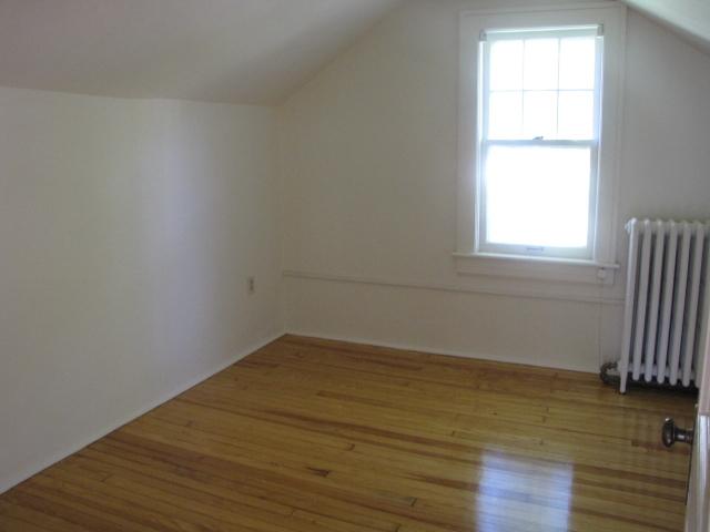 2502 Weaver Road Southwest Roanoke, VA 24015 - Photo 14 of 16 IMG_4377