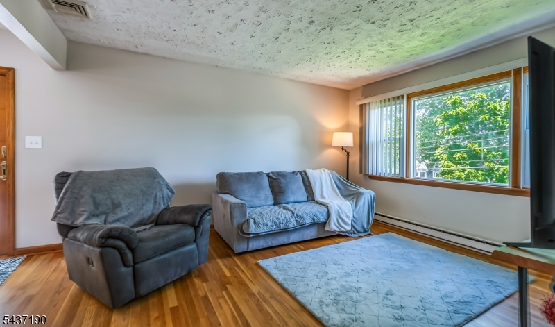 88 Shore Road Andover, NJ 07821 - Photo 6 of 50