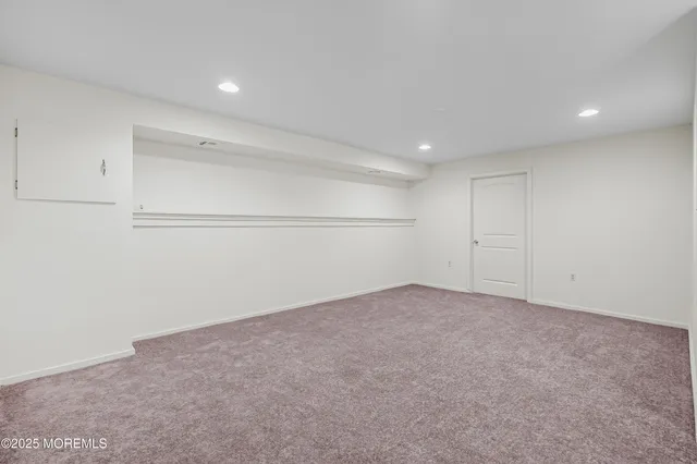 $2,300 | 144 New Cedar Lane, Hamilton, NJ 08610