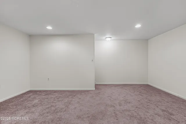 $2,300 | 144 New Cedar Lane, Hamilton, NJ 08610