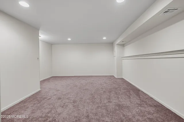 $2,300 | 144 New Cedar Lane, Hamilton, NJ 08610