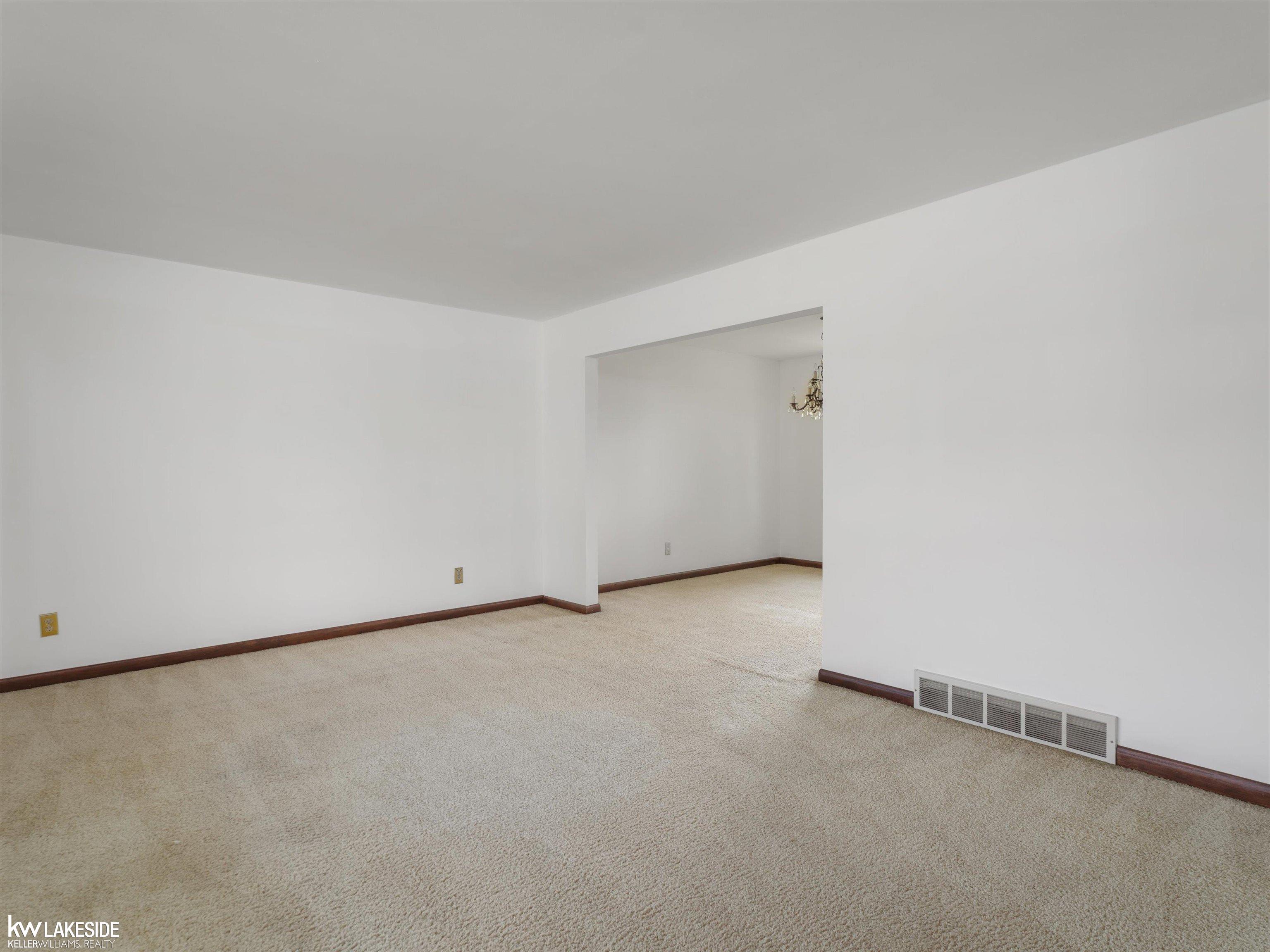 35385 Bobcean Road Clinton Township, MI 48035 - Photo 2 of 49