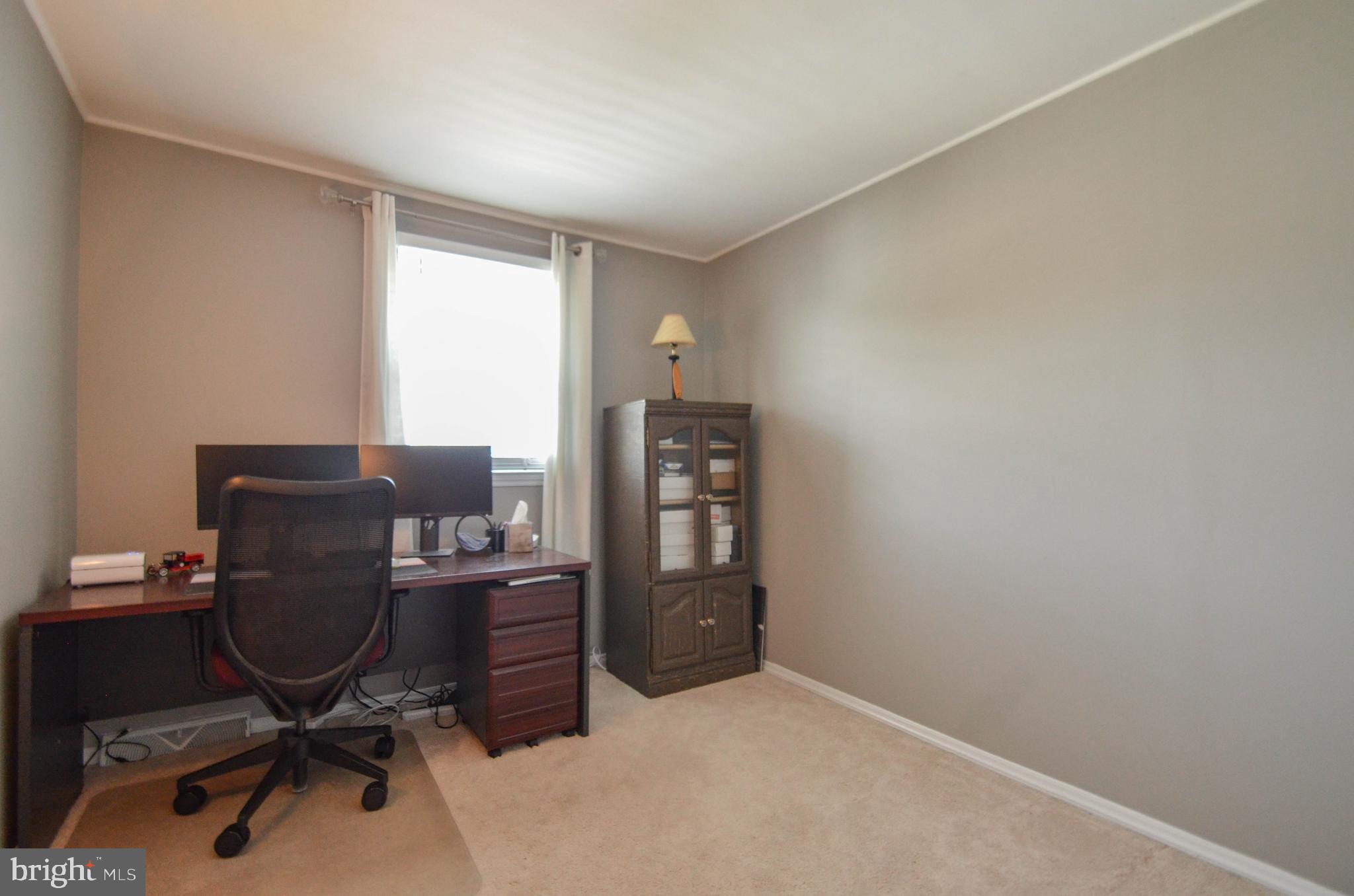 7545 Buttercup Road Macungie, PA 18062 - Photo 18 of 25 Gallery Image 18